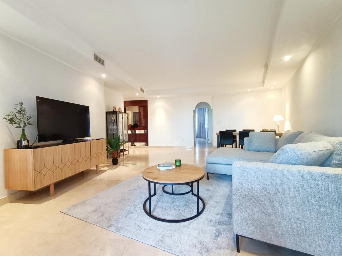 Appartamento Oasis 3 Bedroom Golden Mile *